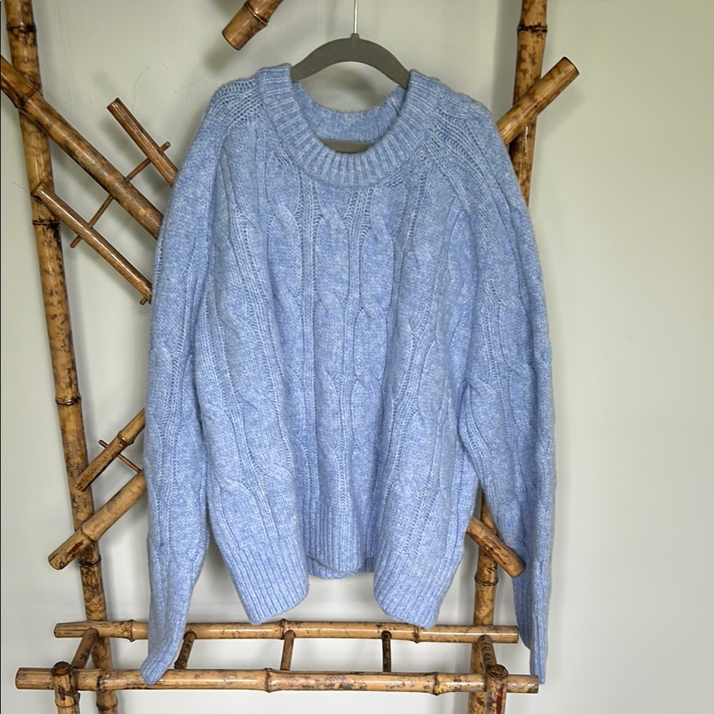 Abercrombie & Fitch Light Blue Knit Sweater